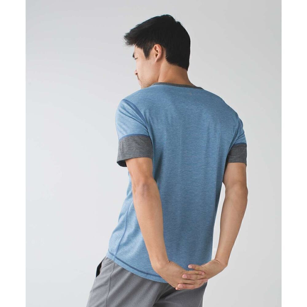 Lululemon Training Short Sleeve Crew Neck Intersec T-Shirt Heathered Hawk Blue M